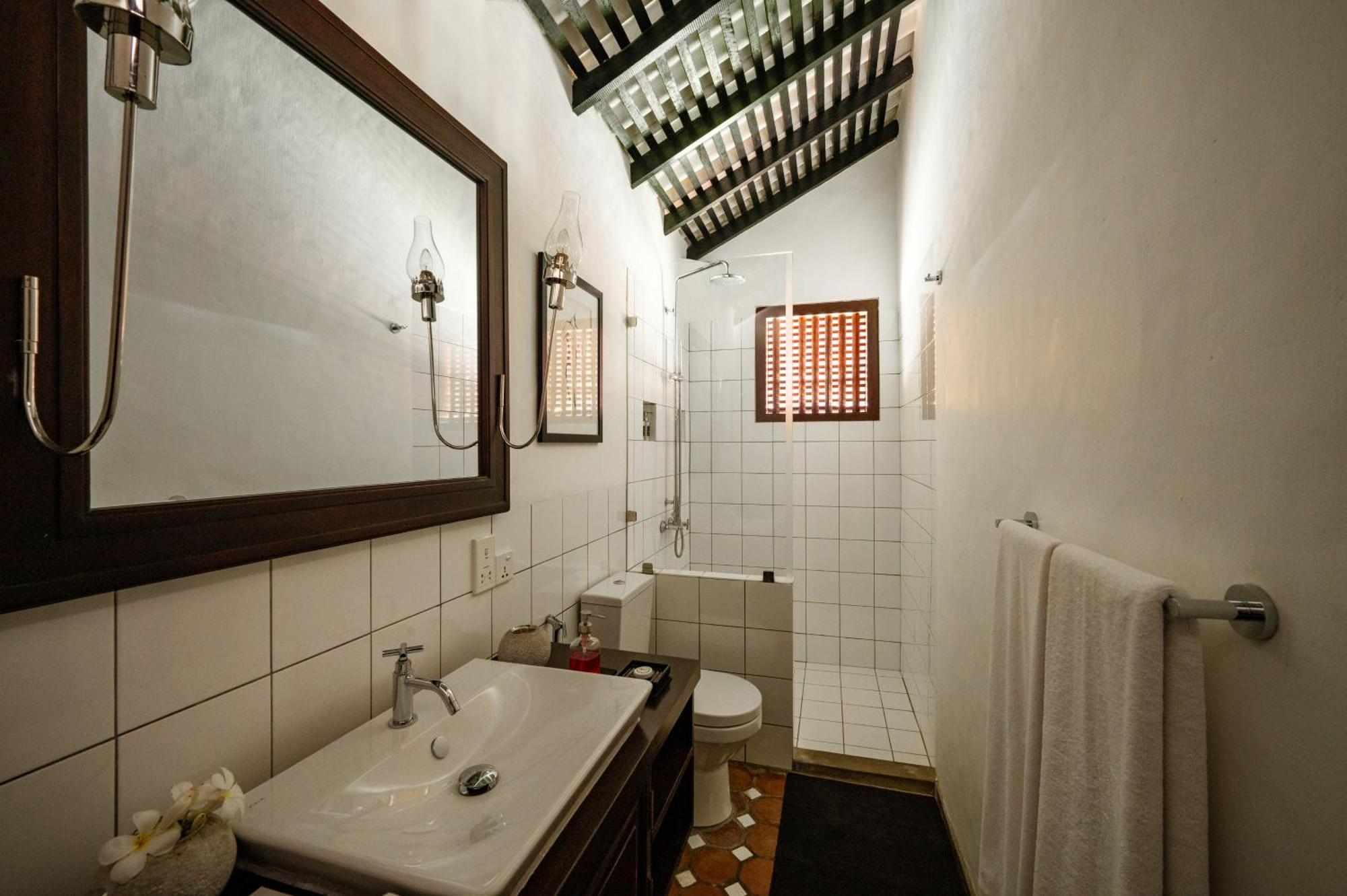 Nyne Hotels The Muse, Bentota Buitenkant foto